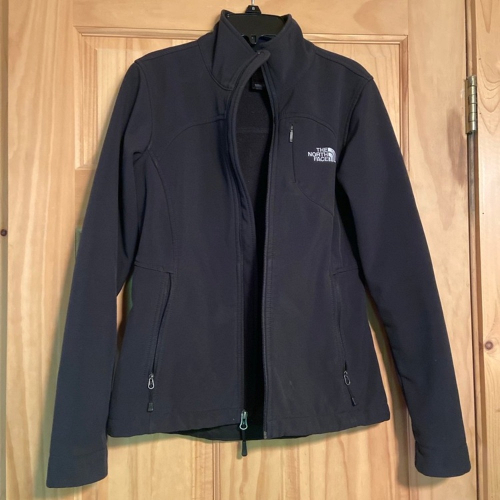 The North Face Black Ski & Snow Jacket with Insulation